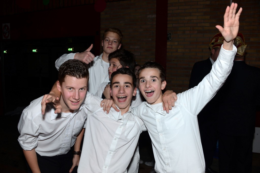 ../Images/Jeugddisco White Edition 296.jpg